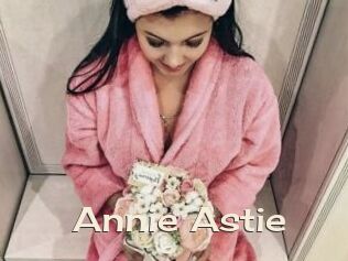Annie_Astie