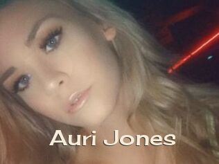 Auri_Jones
