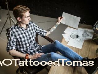 A0TattooedTomas