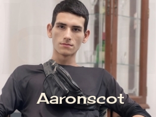 aaronscot Big Dicks Round Ass