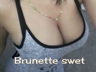 Brunette_swet