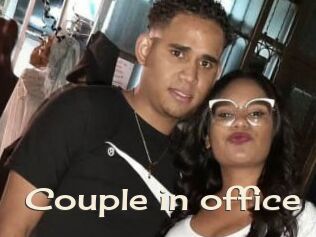 Couple_in_office