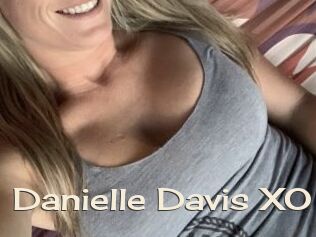 Danielle_Davis_XO