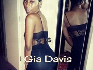 Gia_Davis