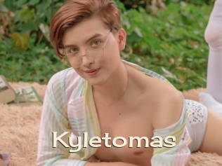 kyletomas Big Dicks Round Ass