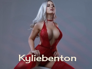 kyliebenton Big Dicks Round Ass