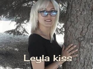 Leyla_kiss