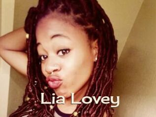 Lia_Lovey