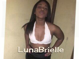 Luna_Brielle