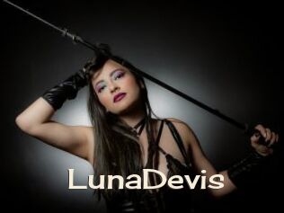 LunaDevis