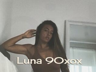 Luna_90xox