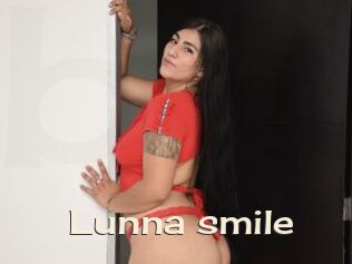 Lunna_smile