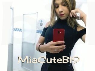MiaCuteBl9