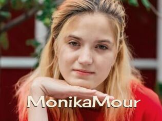 MonikaMour