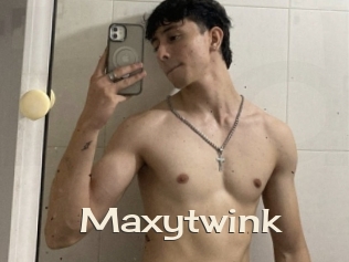 maxytwink Big Dicks Round Ass