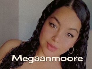 Megaanmoore