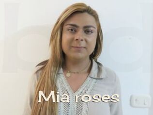 Mia_roses