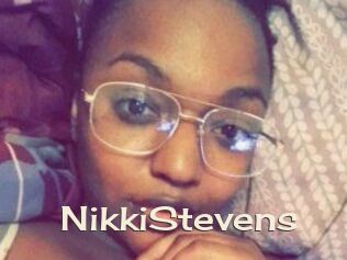 Nikki_Stevens