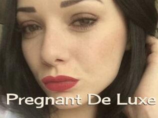 Pregnant_De_Luxe