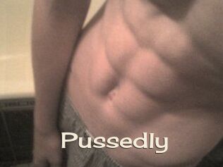 Pussedly
