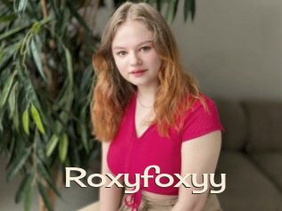 Roxyfoxyy