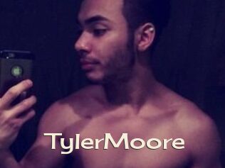 Tyler_Moore