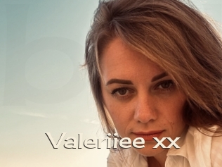 Valeriiee_xx