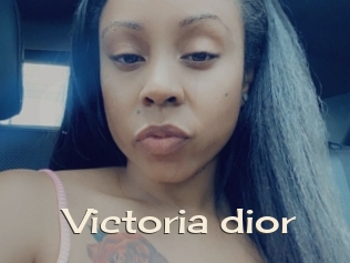 Victoria_dior